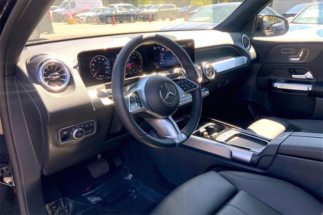 used 2025 Mercedes-Benz GLB 250 car, priced at $43,998