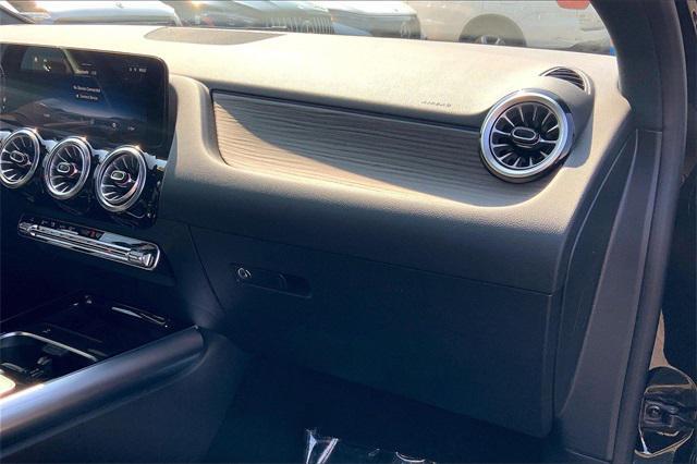 used 2025 Mercedes-Benz GLA 250 car, priced at $40,793
