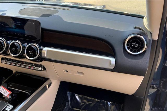 used 2020 Mercedes-Benz GLB 250 car, priced at $19,889