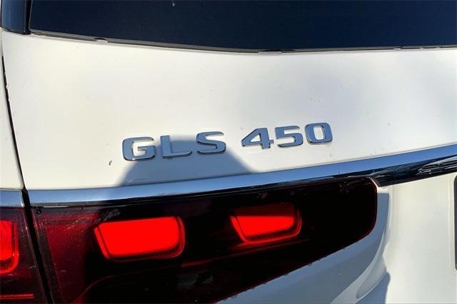 new 2025 Mercedes-Benz GLS 450 car, priced at $97,805