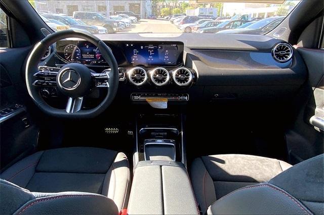 new 2024 Mercedes-Benz GLA 250 car, priced at $50,440