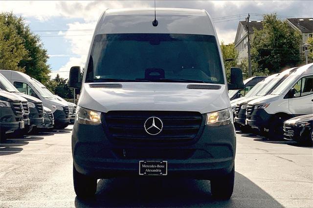 new 2025 Mercedes-Benz Sprinter 2500 car, priced at $64,086