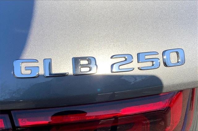 used 2021 Mercedes-Benz GLB 250 car, priced at $30,888