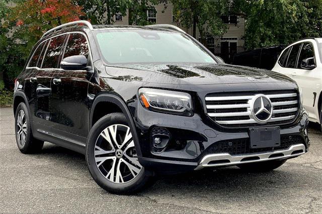 used 2024 Mercedes-Benz GLB 250 car, priced at $38,999