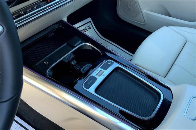 used 2025 Mercedes-Benz GLA 250 car, priced at $46,997