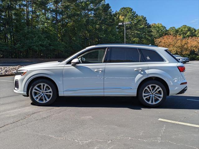 new 2025 Audi Q7 car, priced at $72,142