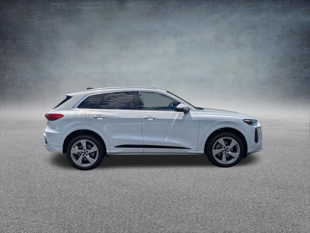 new 2025 Audi Q5 car, priced at $60,365