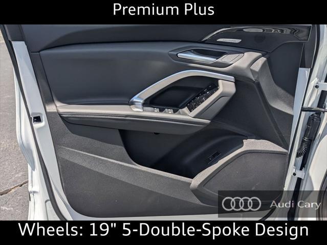 new 2025 Audi Q5 car, priced at $60,365