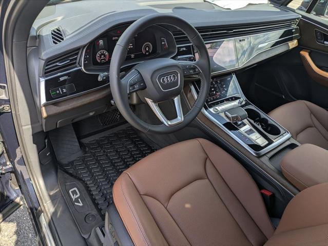 new 2025 Audi Q7 car, priced at $72,792