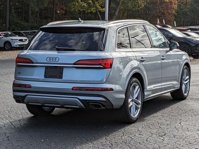 new 2025 Audi Q7 car, priced at $78,262