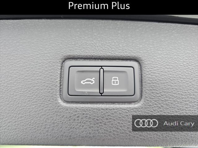 new 2025 Audi Q7 car, priced at $69,323