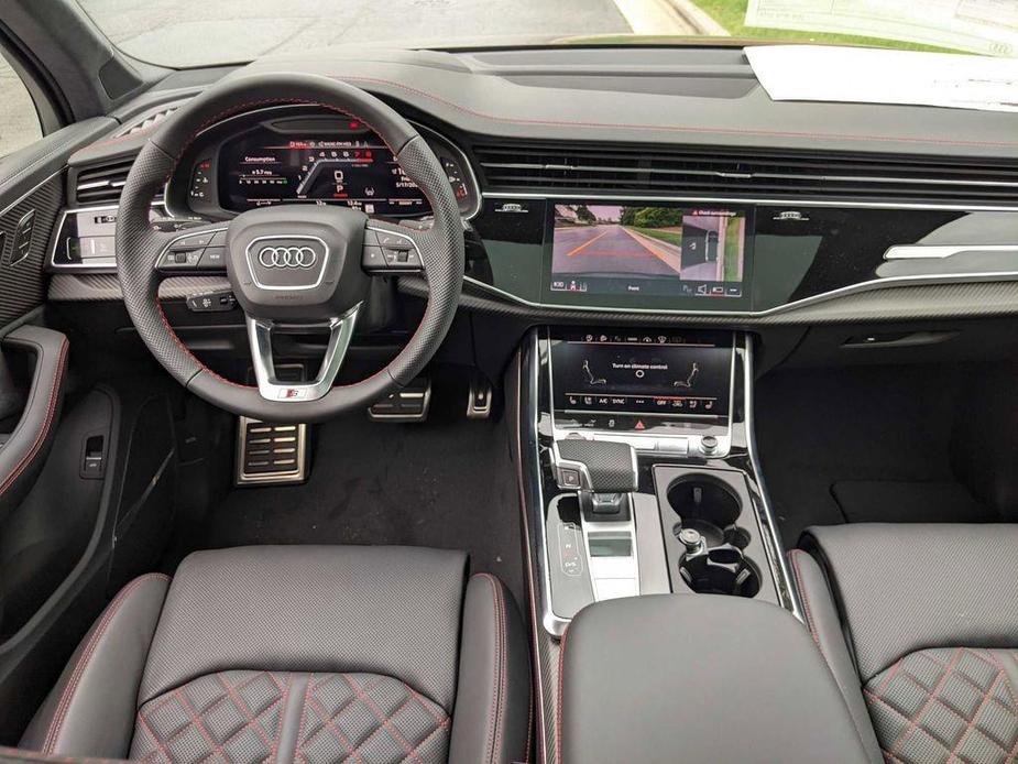 new 2025 Audi SQ7 car