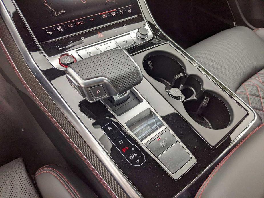 new 2025 Audi SQ7 car