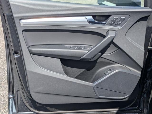 new 2025 Audi Q5 car, priced at $49,091