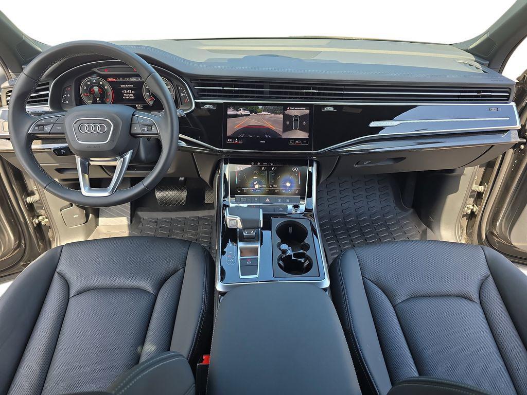 used 2025 Audi Q7 car, priced at $59,950