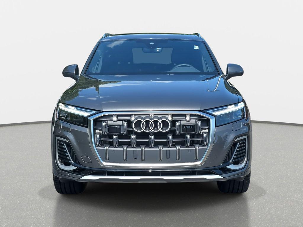 used 2025 Audi Q7 car, priced at $59,950