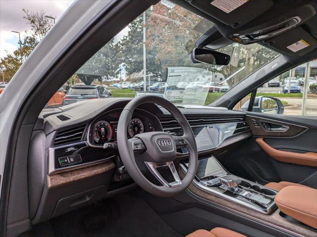 new 2025 Audi Q7 car, priced at $76,855