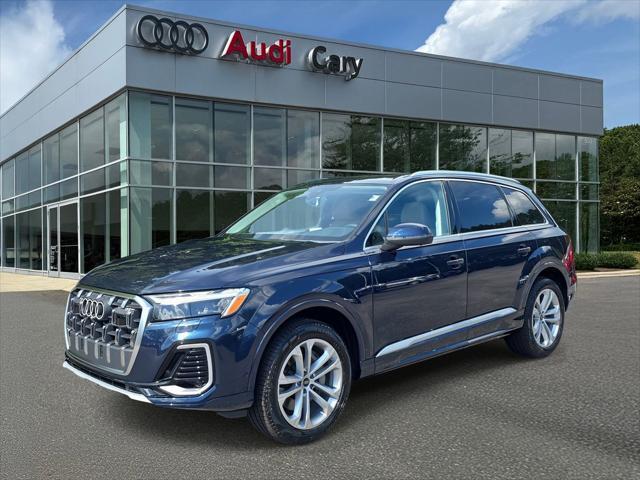 new 2025 Audi Q7 car, priced at $65,154