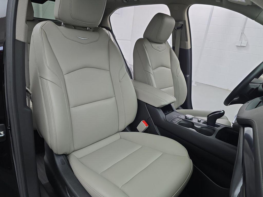 used 2023 Cadillac XT4 car, priced at $25,950