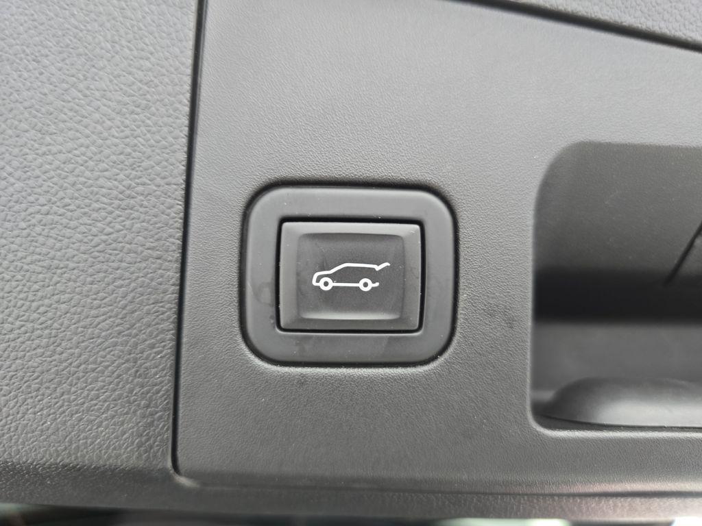 used 2023 Cadillac XT4 car, priced at $25,950