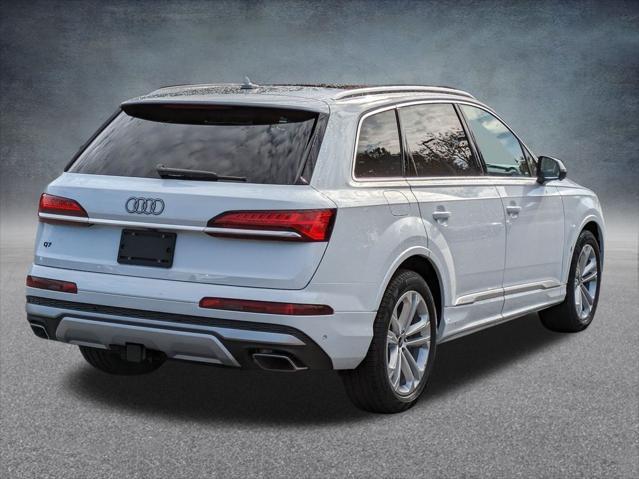 new 2025 Audi Q7 car, priced at $79,648