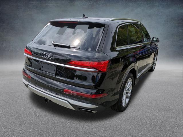 new 2025 Audi Q7 car, priced at $76,066