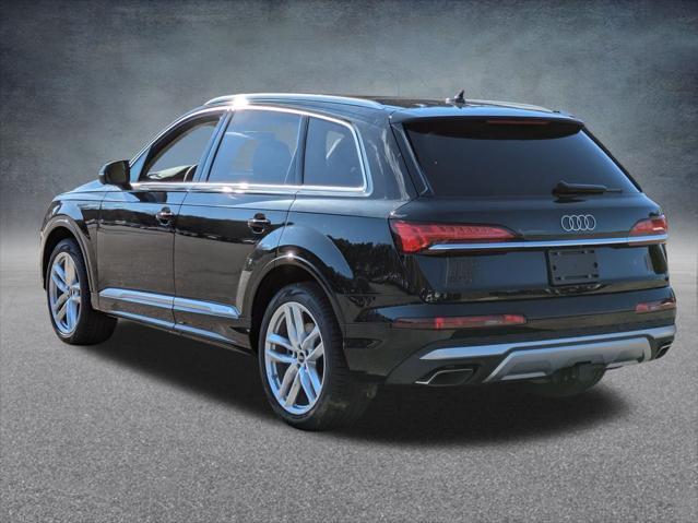 new 2025 Audi Q7 car, priced at $69,617