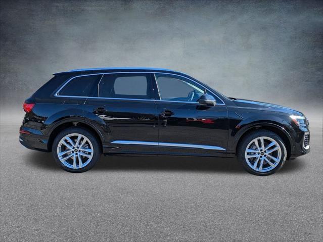 new 2025 Audi Q7 car, priced at $69,617