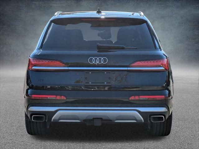 new 2025 Audi Q7 car, priced at $69,617