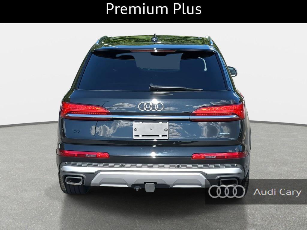 new 2025 Audi Q7 car, priced at $69,323