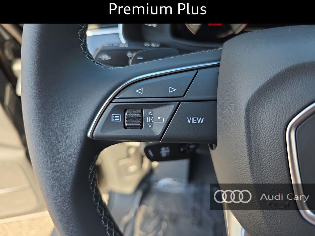 new 2025 Audi Q7 car, priced at $69,323