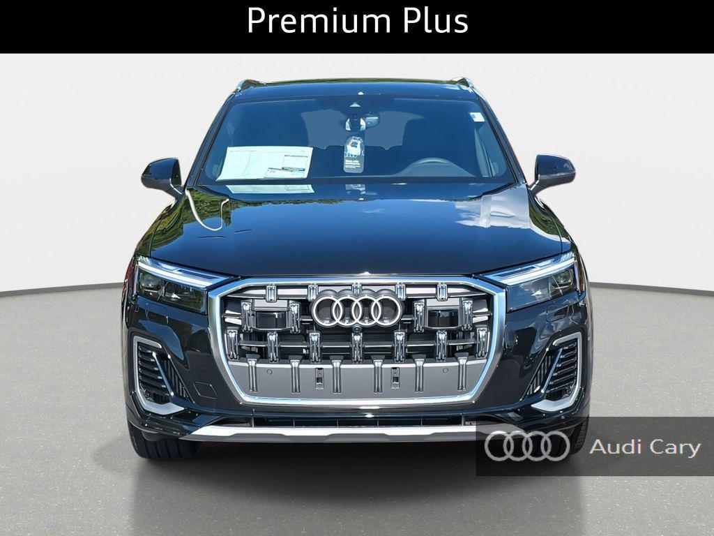new 2025 Audi Q7 car, priced at $69,323