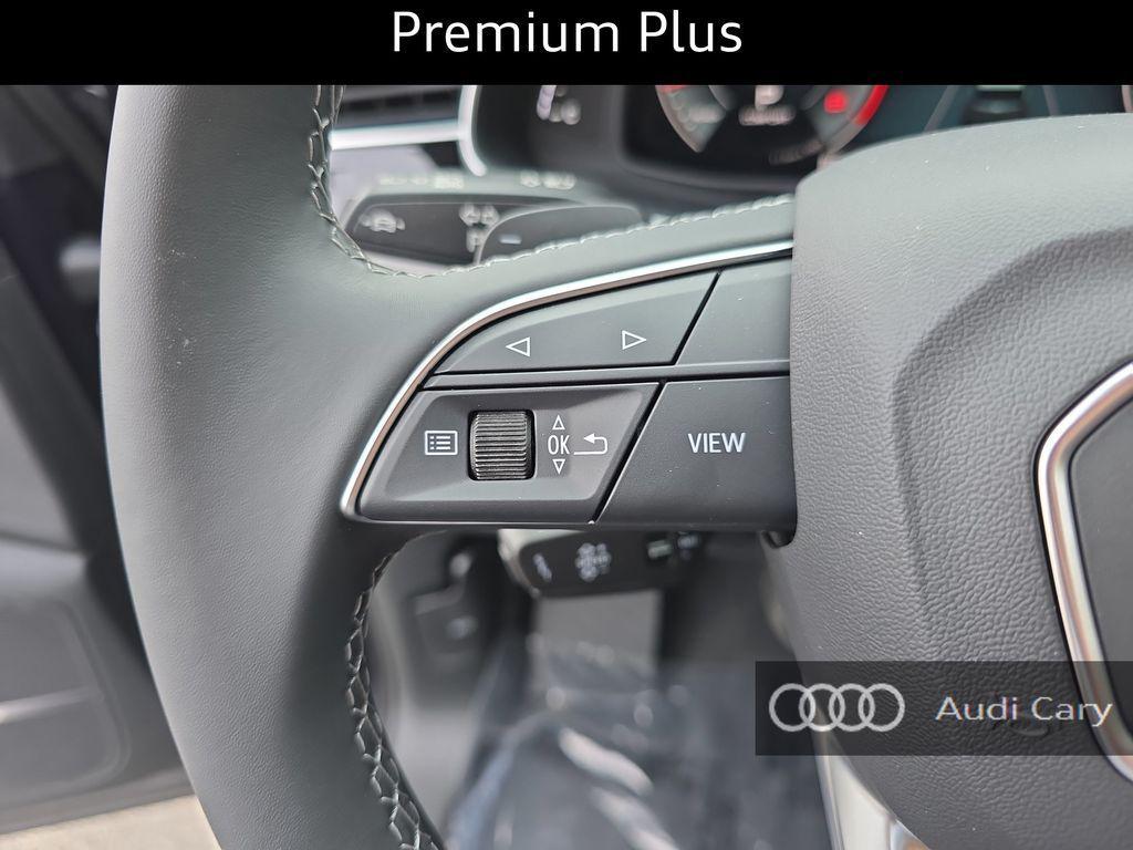 new 2025 Audi Q7 car, priced at $67,060