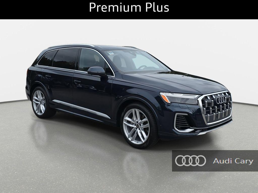 new 2025 Audi Q7 car, priced at $67,060