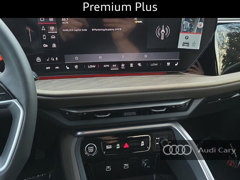 new 2025 Audi Q5 car, priced at $60,040