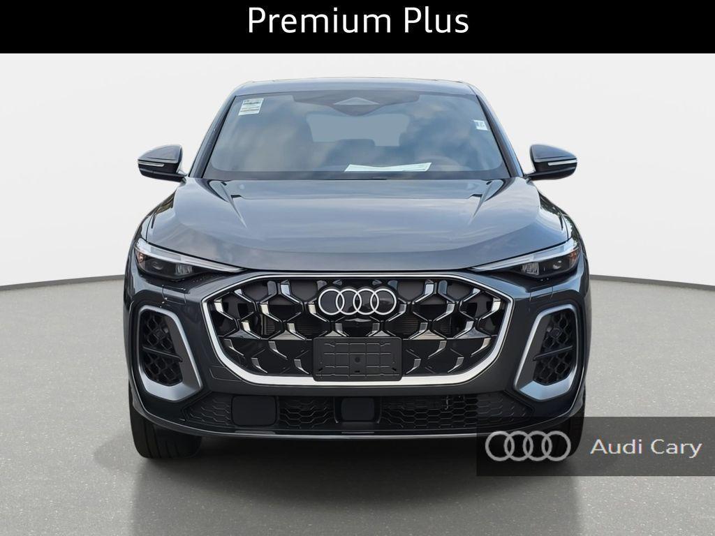 new 2025 Audi Q5 car, priced at $60,040
