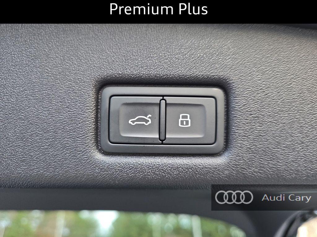 new 2025 Audi Q5 car, priced at $60,040