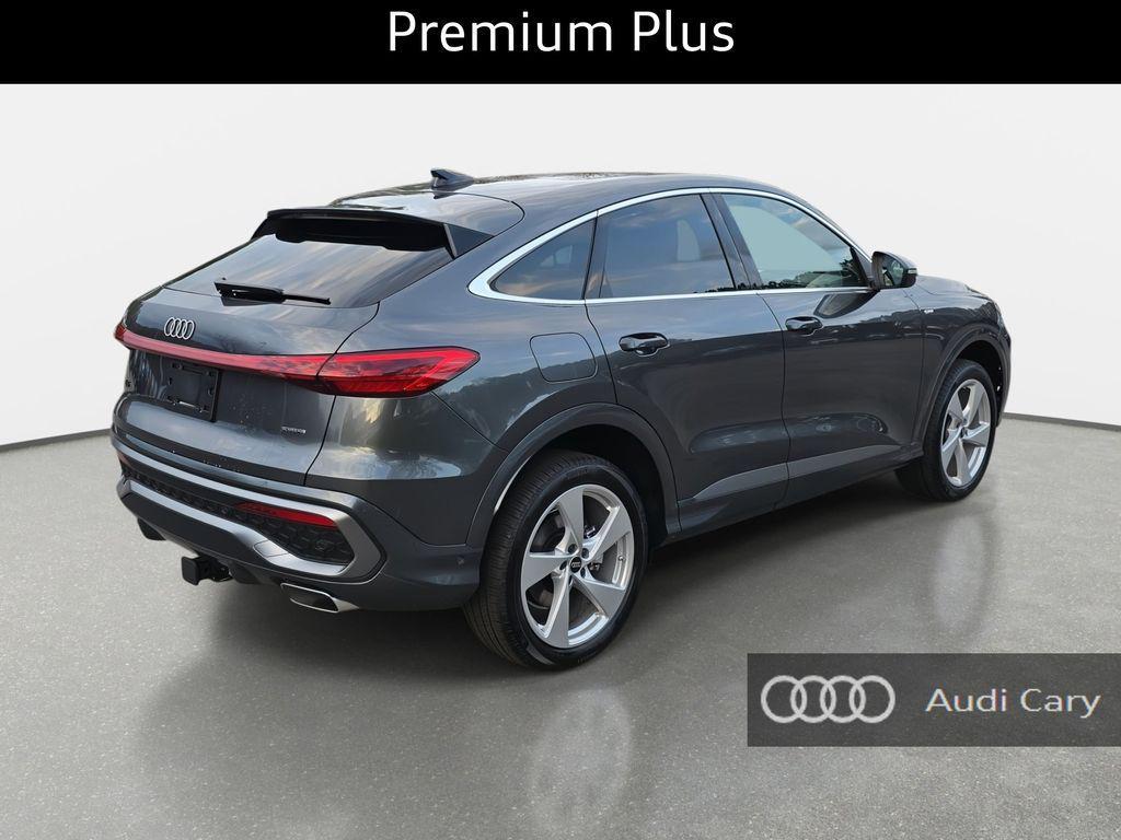 new 2025 Audi Q5 car, priced at $60,040