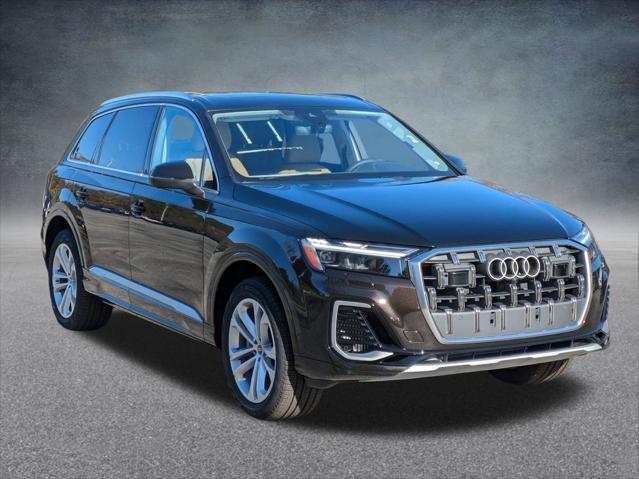 new 2025 Audi Q7 car, priced at $67,760