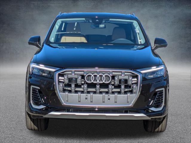 new 2025 Audi Q7 car, priced at $67,760