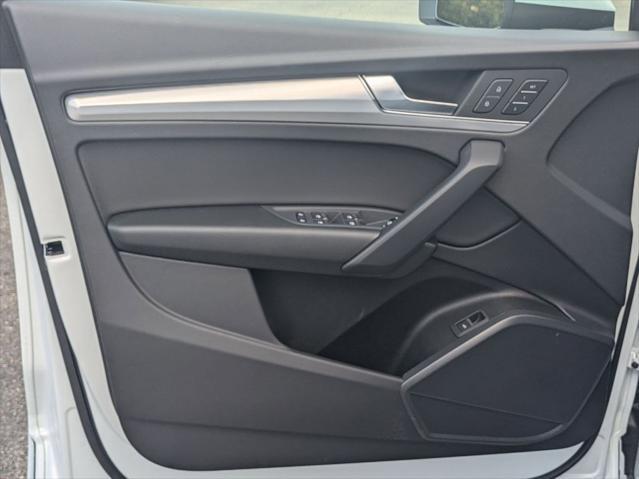 new 2025 Audi Q5 car, priced at $49,091