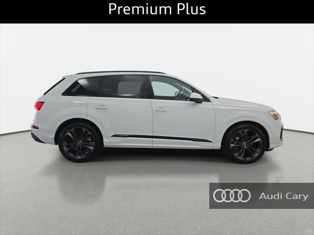 new 2025 Audi Q7 car, priced at $70,528