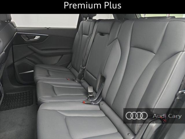 new 2025 Audi Q7 car, priced at $70,528