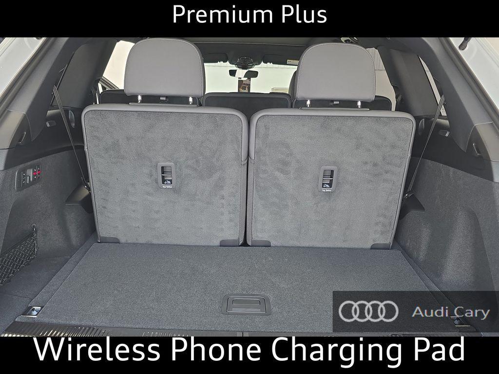 new 2025 Audi Q7 car, priced at $71,253