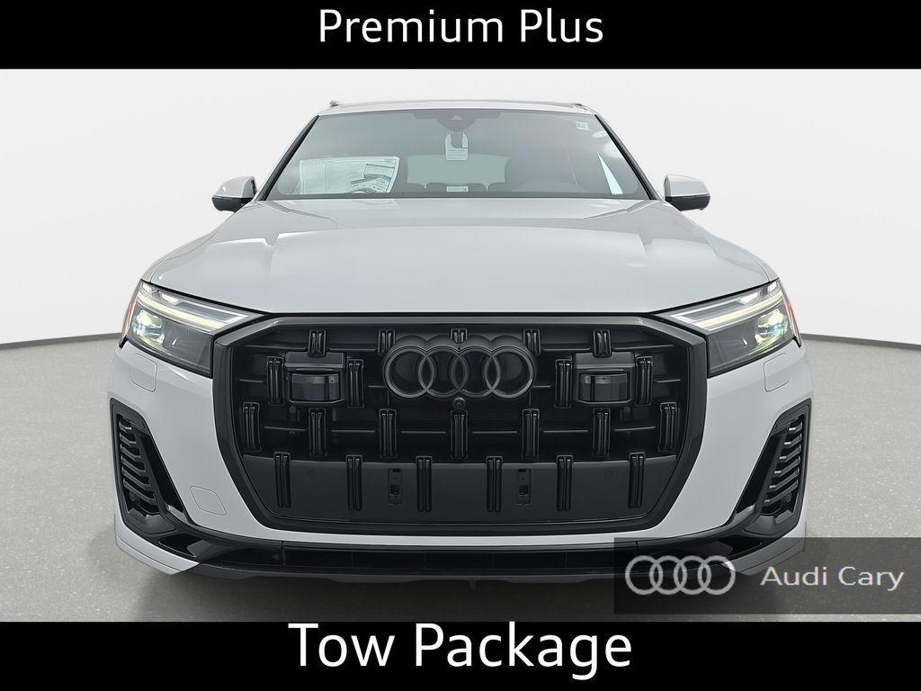 new 2025 Audi Q7 car, priced at $71,253