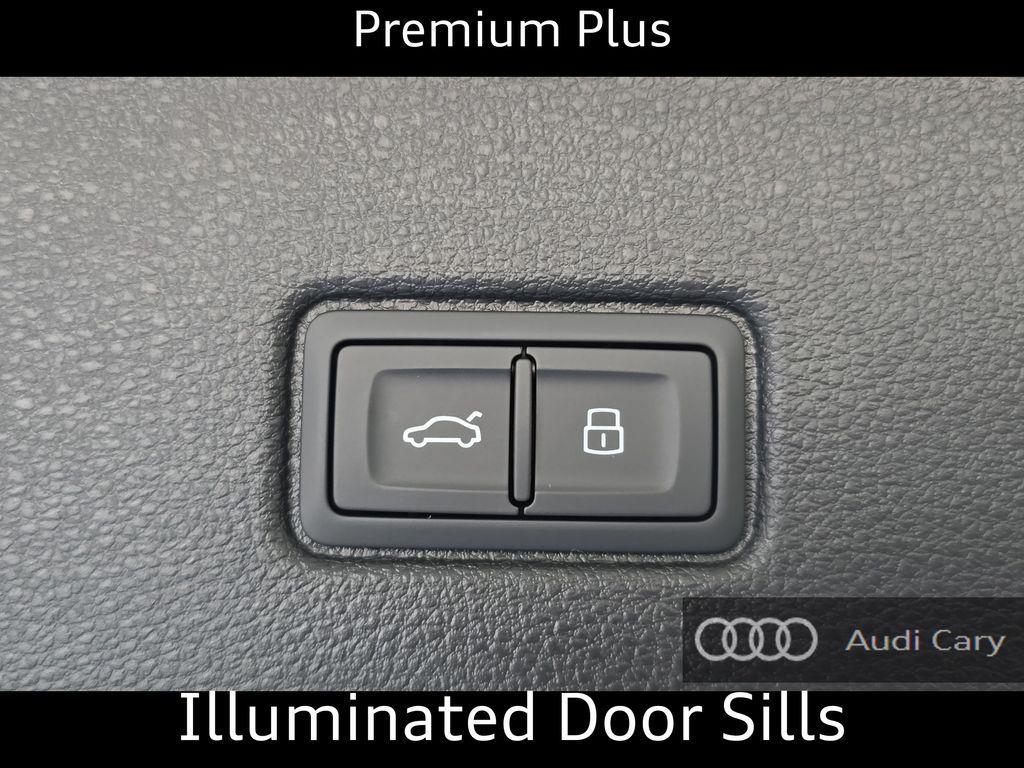 new 2025 Audi Q7 car, priced at $71,253