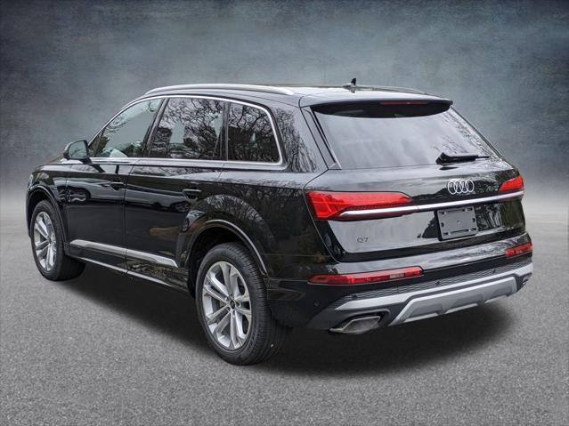 new 2025 Audi Q7 car, priced at $66,276