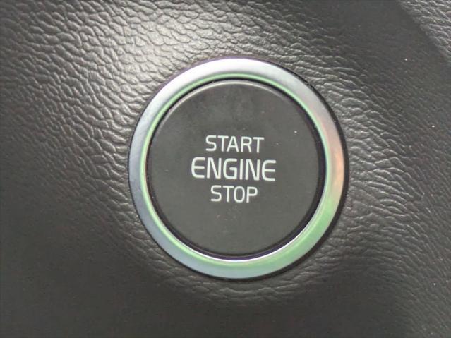 used 2022 Volvo XC40 car, priced at $27,950