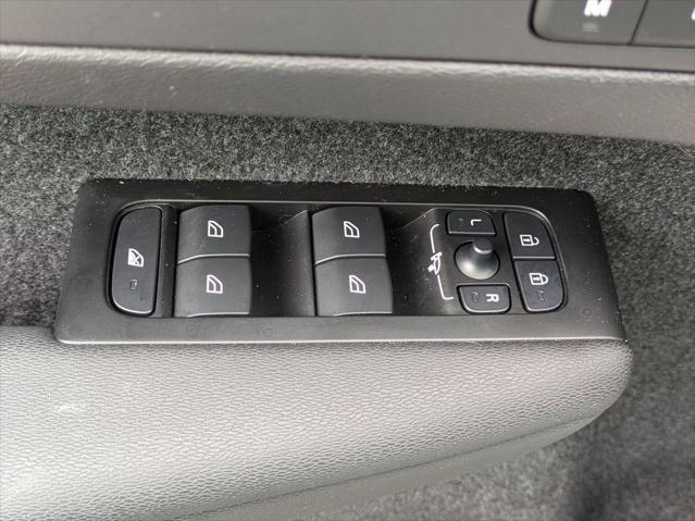 used 2022 Volvo XC40 car, priced at $27,950