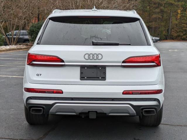 new 2025 Audi Q7 car, priced at $75,650